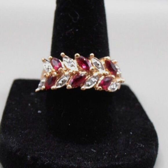 💖 Ross-Simons 925 Simulated Ruby & CZ Leaf Ring – Sz 7.5 – Elegant Sparkle - Picture 1 of 6